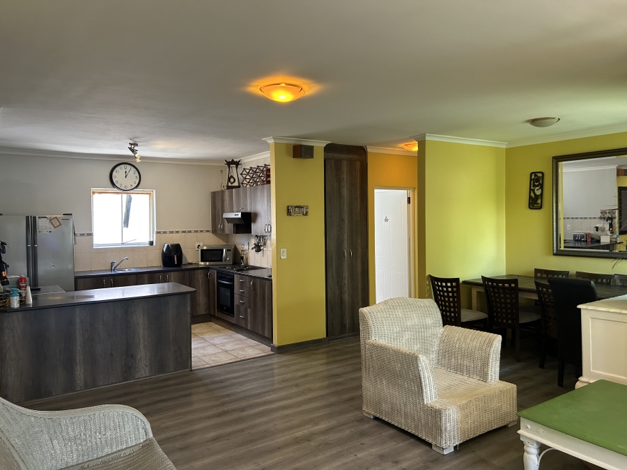 2 Bedroom Property for Sale in Zevenzicht Western Cape